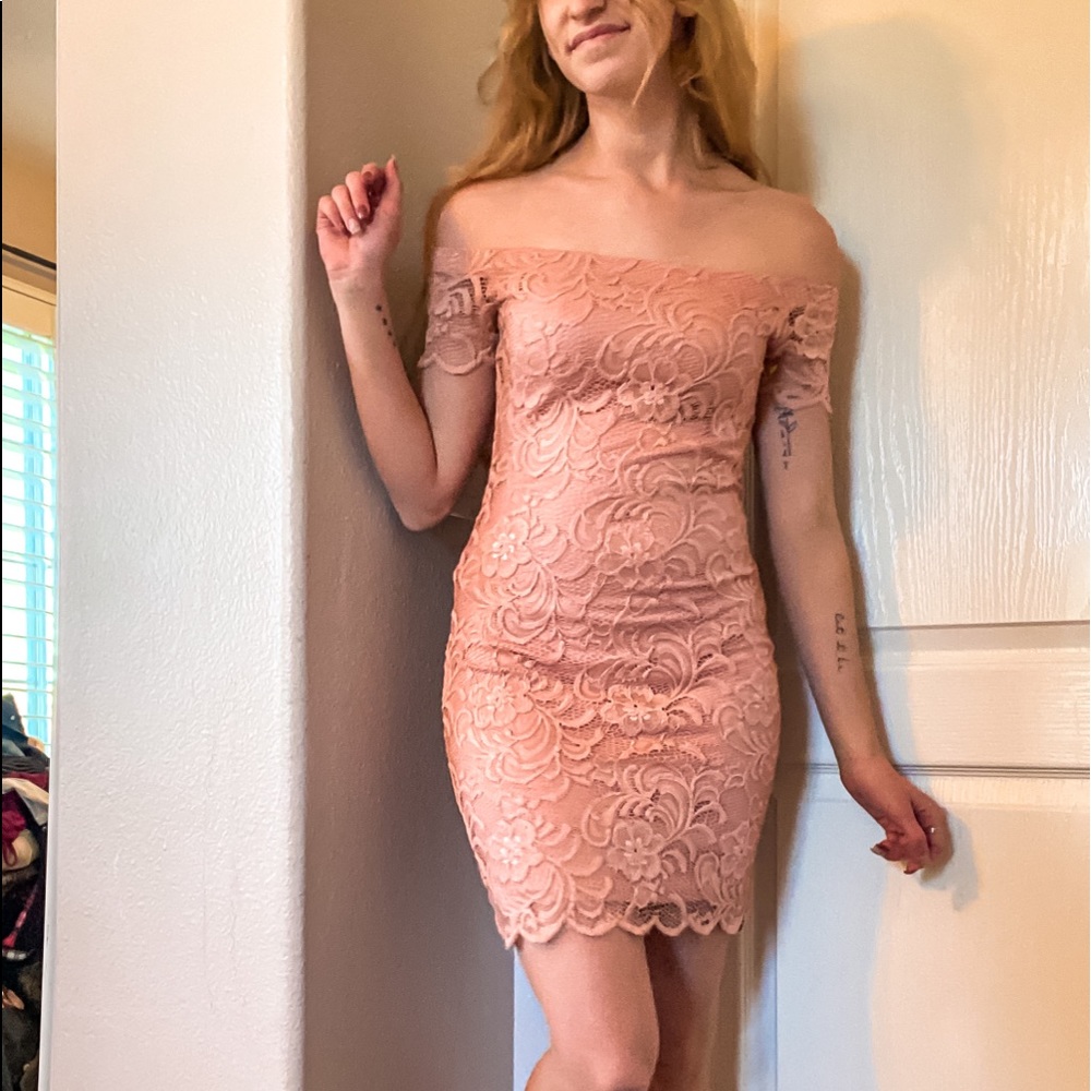 Lace Bodycon Dress
